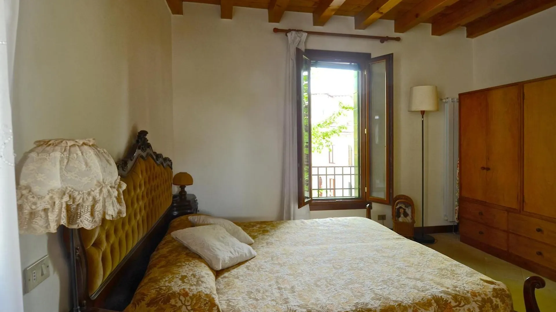 Apartmán Airy & Panoramic With Terrace, 2 Minutes From The Sea Benátky – Lido 0*,